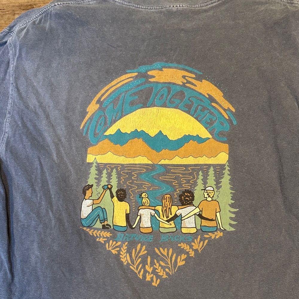 Nature Backs Faded Blue Short Sleeve Tee